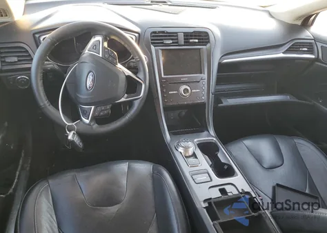 2018 Ford Fusion Titanium/Platinum Hev z USA, uszkodzony, nr VIN 3FA6P0RUXJR124618